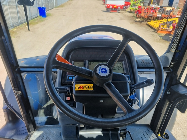Chris Atkin & Son Ltd - New Holland TM 175
